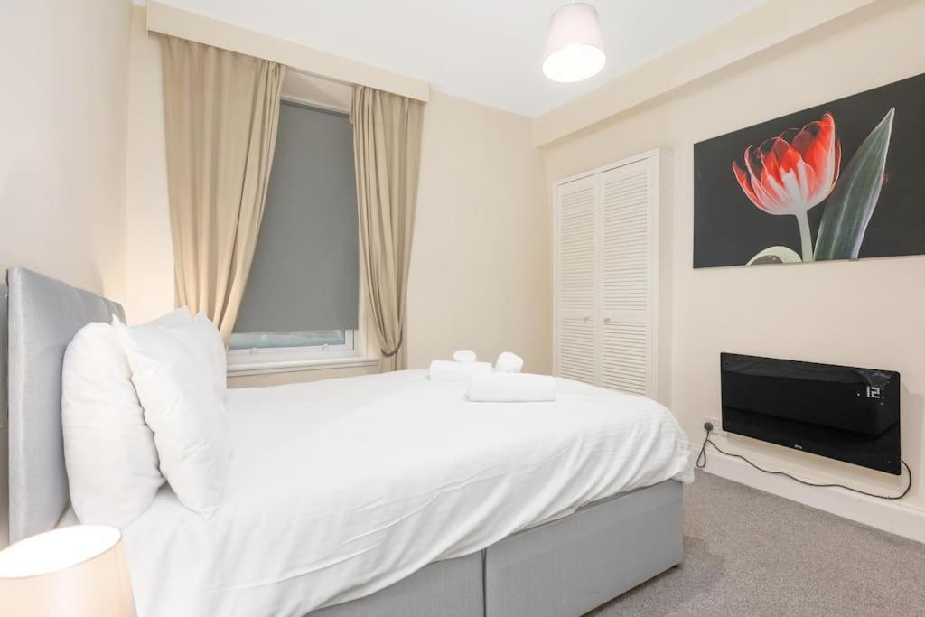 Two Bedroom Apartment-Central Edinburgh-Old Town-Licensed Экстерьер фото