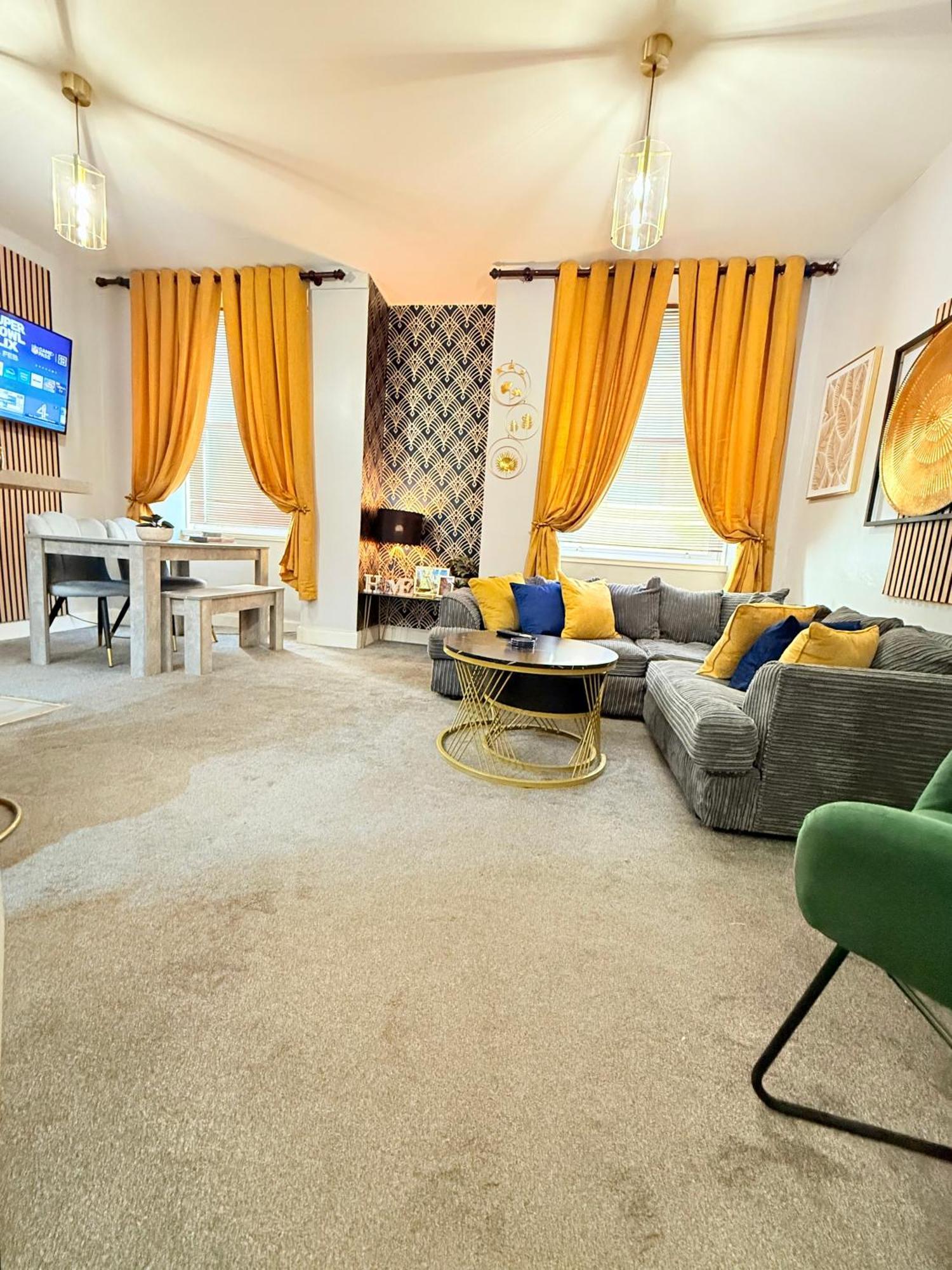 Two Bedroom Apartment-Central Edinburgh-Old Town-Licensed Экстерьер фото